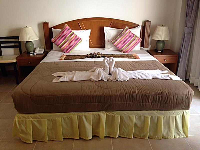 Mt Hotel Patong Phuket Екстериор снимка